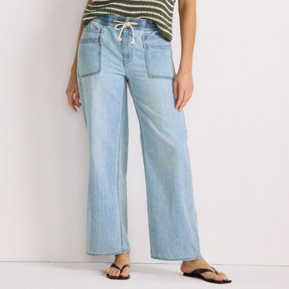 Women's Petite Lightweight Denim High Rise Relaxed Straight Pull On Pocket Jeans - image 2