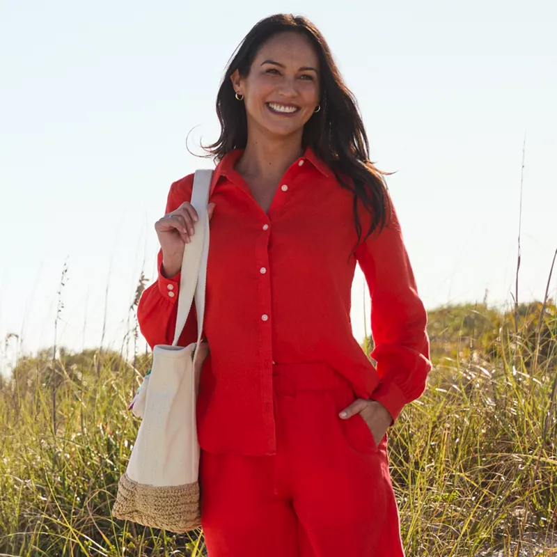 Women's Linen Long Sleeve Feminine Shirt, alternative image