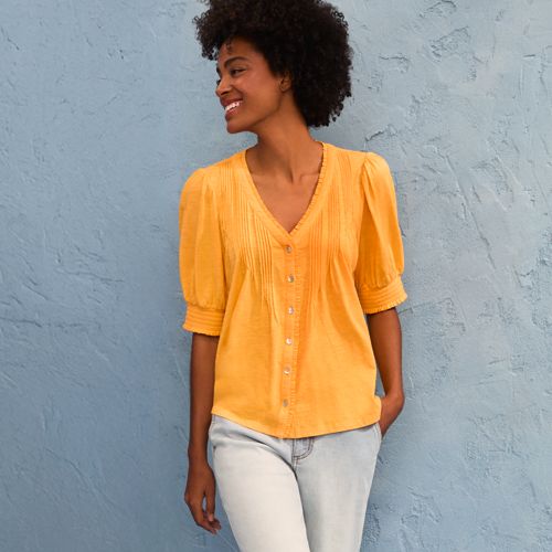 Women's Button Pintuck Puff Sleeve Top