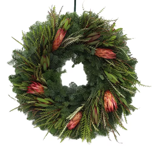 Teufel 18" Grevillea and Protea Wreath, alternative image