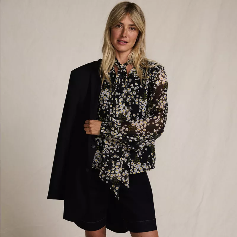 Women's Chiffon Removable Tie Neck Blouse, alternative image