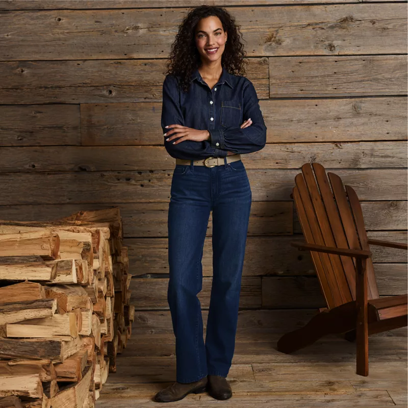 Women's Petite Soft Denim Mid Rise Relaxed Straight Leg Jeans, alternative image