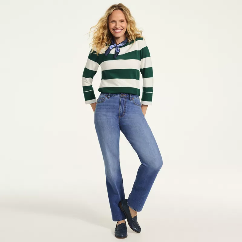 Women's Petite Soft Denim Mid Rise Relaxed Straight Leg Jeans, alternative image