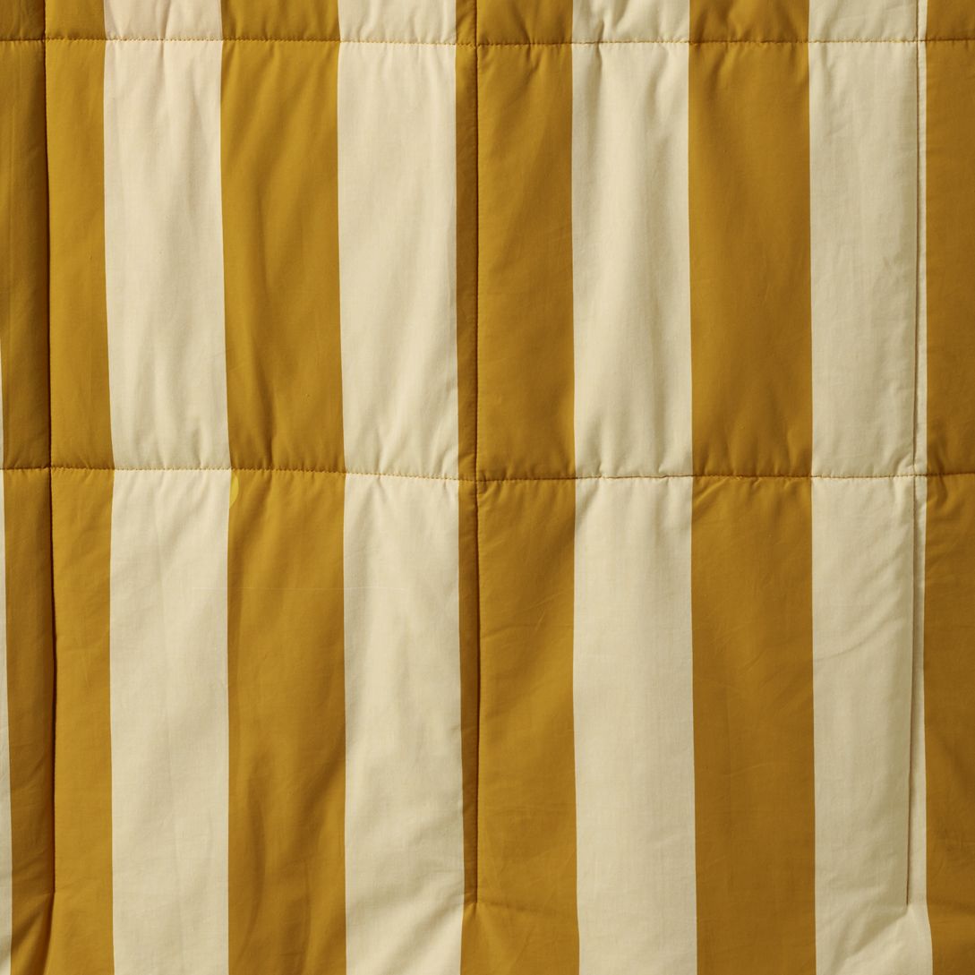 300 Thread Count Cotton Smooth Percale Yarn-Dyed Comforter