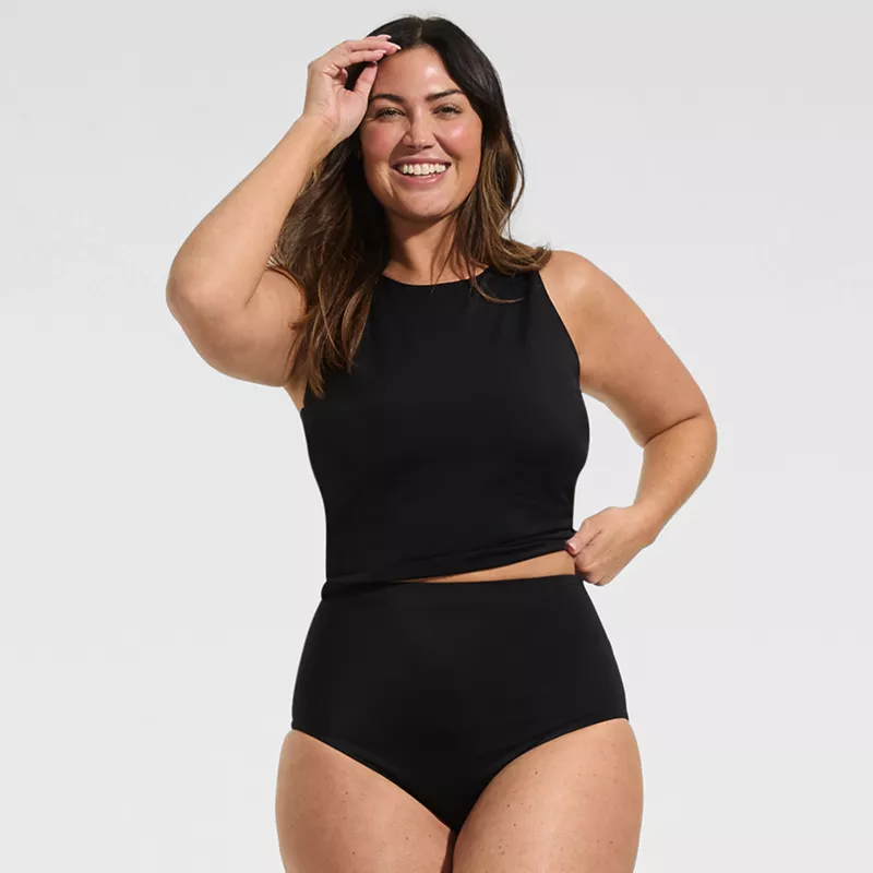 Women's Plus Size Tugless Portrait Back Set, alternative image