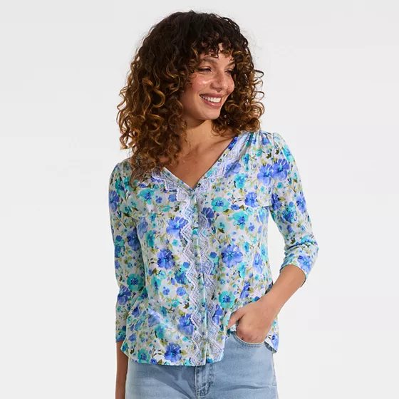 Women's 3/4 Sleeve Slub V-neck Lace Trim Top - primary