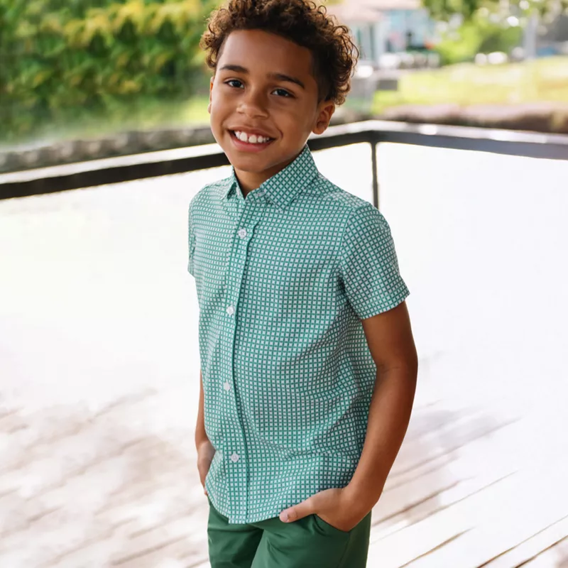 Boys Short Sleeve Button Down Performance Shirt, alternative image