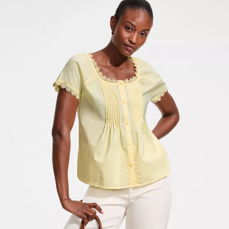 Women's Poplin Short Sleeve Pintuck Blouse, alternative image