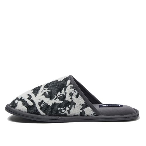 Women's Closed Toe Spa Slippers - image 3