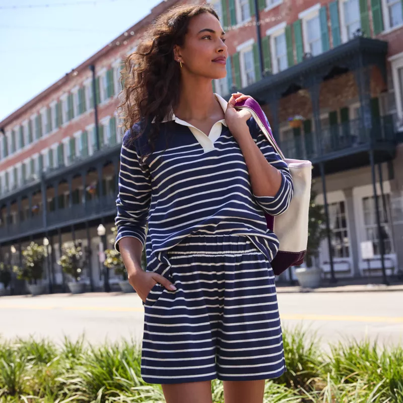 Women's Petite Mariner Pull On 5" Shorts, alternative image
